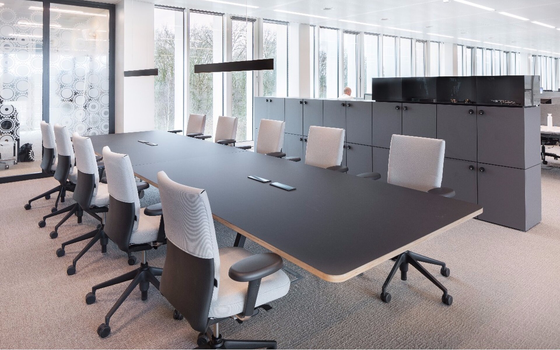 deko__MT05_Boardroom_Table