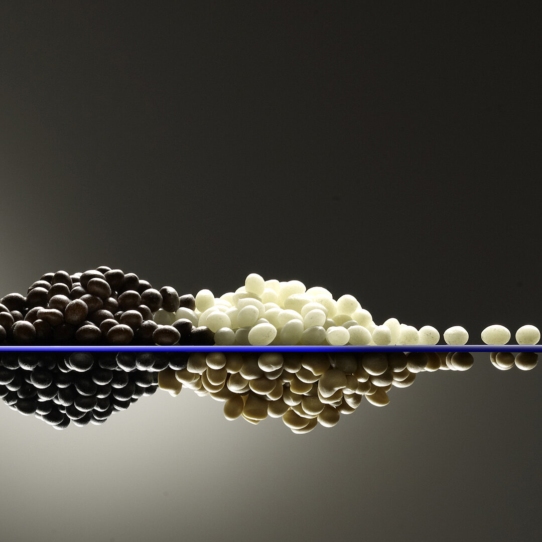 50976306b_EVA-Kleber_quadrat