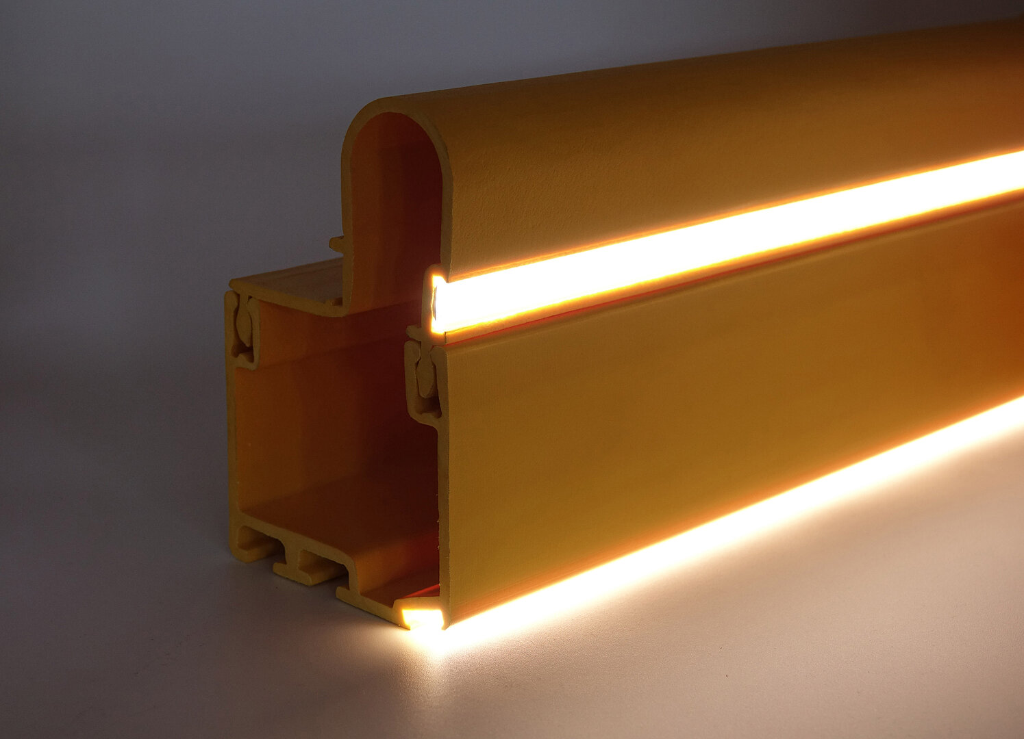 20240705_Surteco__PP_Handrail-1 20240705_Surteco__PP_Handrail-1