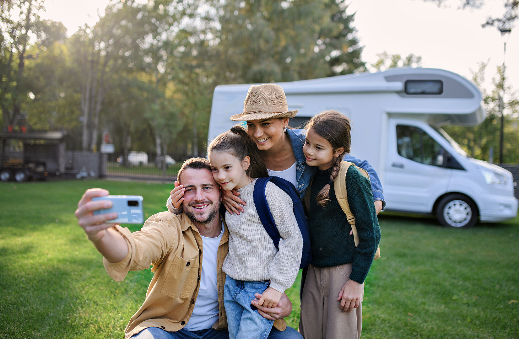 Caravan_Salon_2024_Header.jpg Caravan_Salon_2024_Header.jpg