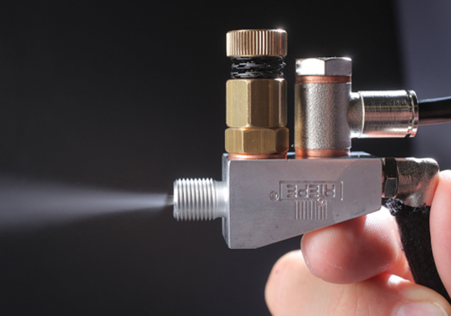 [Translate to Français:] image montrant une illustration de nettoyant