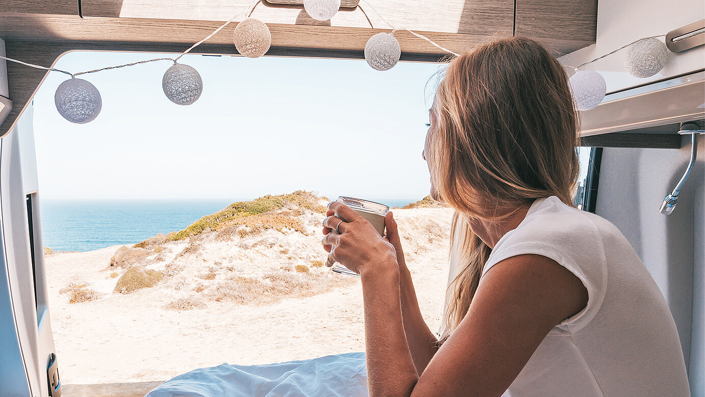 Key_Visual_Caravan_Teaser Key_Visual_Caravan_Teaser