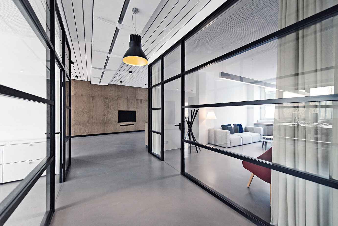 nastuh-abootalebi-rSpMla5RItA-unsplash